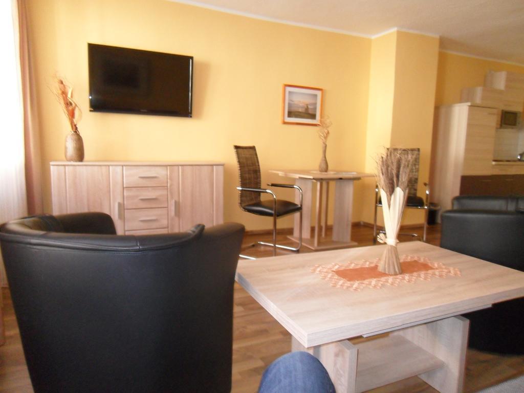 Altstadt Hotel Peiss Stralsund Chambre photo