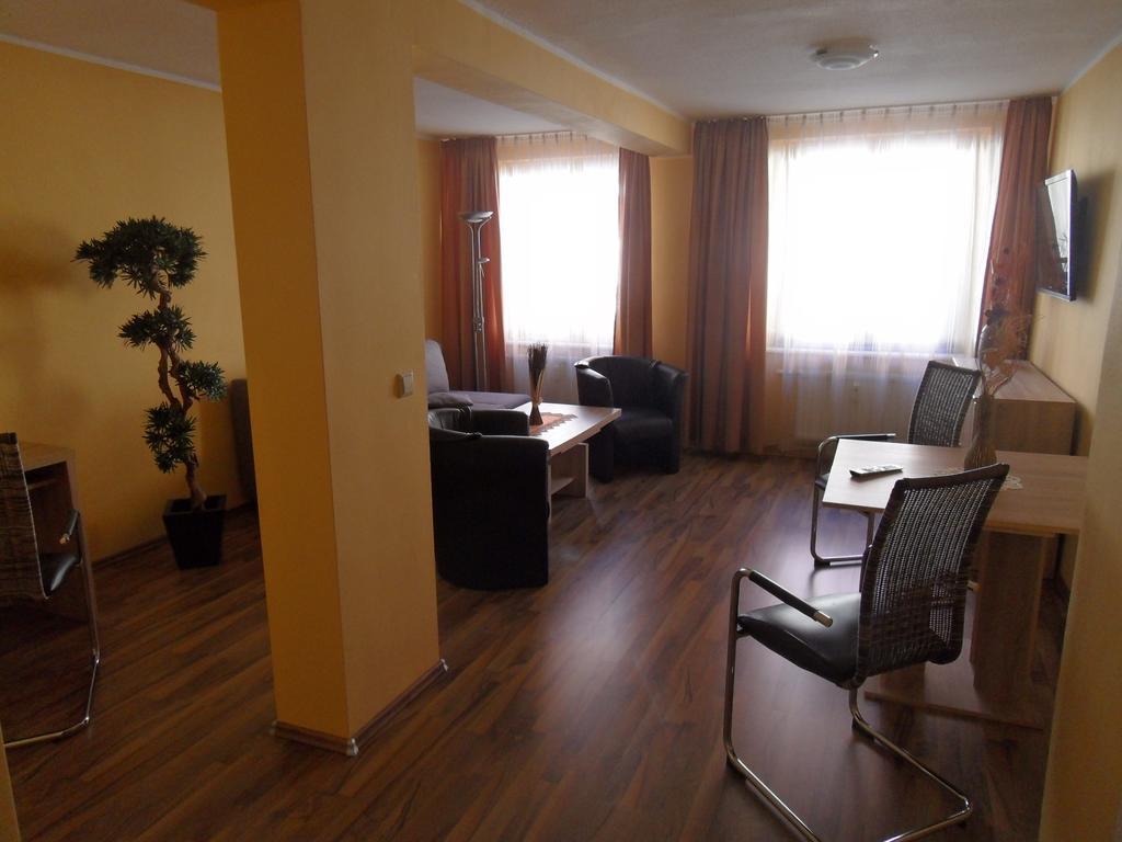 Altstadt Hotel Peiss Stralsund Chambre photo