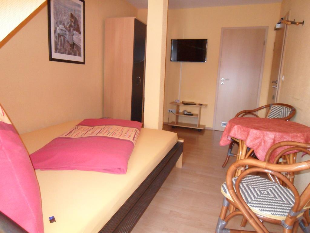 Altstadt Hotel Peiss Stralsund Chambre photo